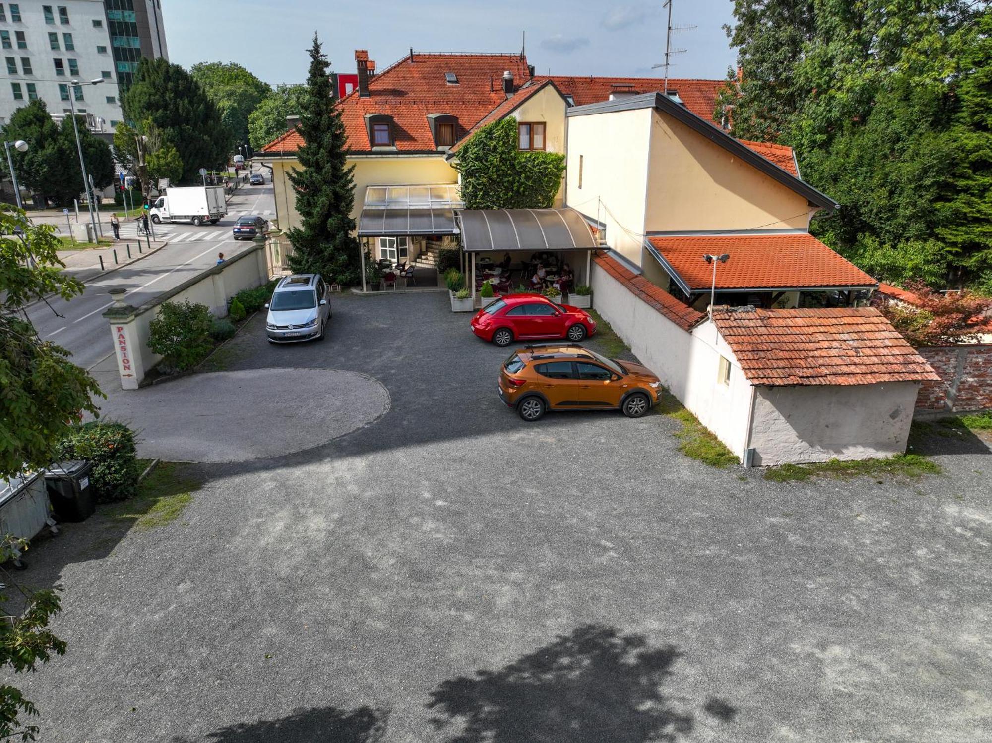 Pansion Maltar Varazdin Exterior photo